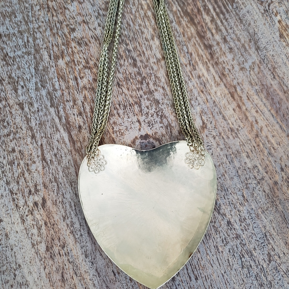 Fashion Shield Pendant Necklace - Picture 3 of 4